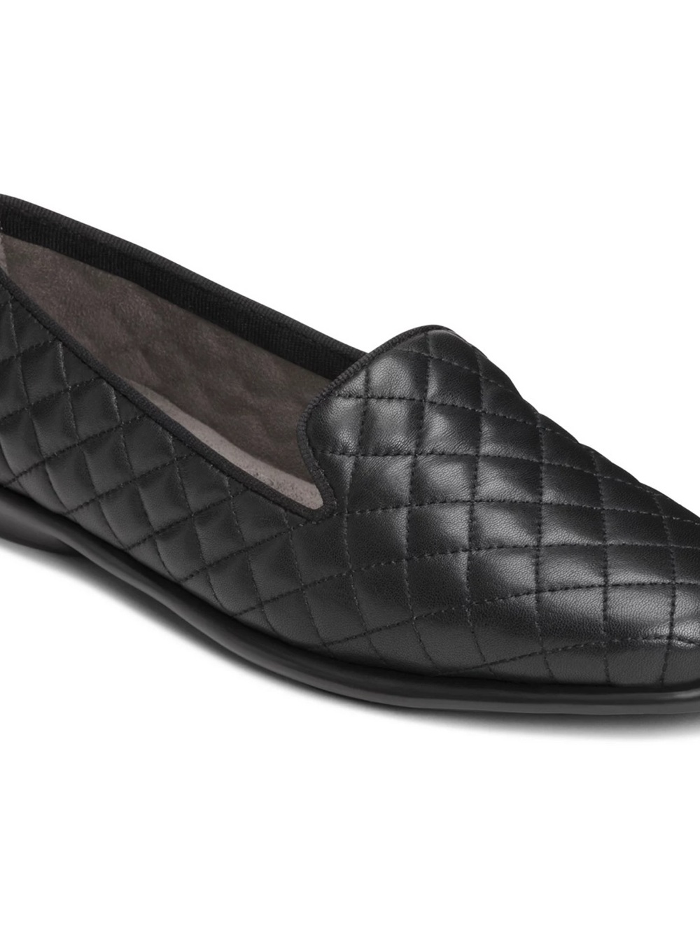 NWT AEROSOLES Quilted Black Leather Slip-On Flat Size 8.5